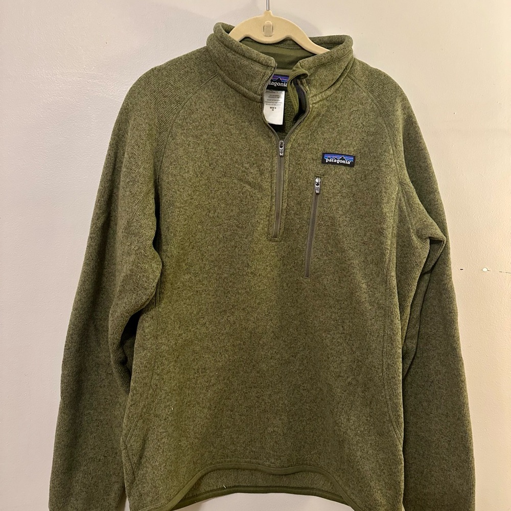 Patagonia Men's Zip-Up Sweater in Forest Green